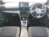 Used Toyota Yaris Hybrid Design 116 HP (85 kW) 2022 Grey Estate