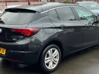 Używany Vauxhall Astra S 110 KM (80 kW) 2017 Czarny Hatchback