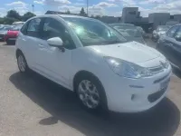 Used Citroën C3 PureTech 68 HP (50 kW) 2016 White Hatchback
