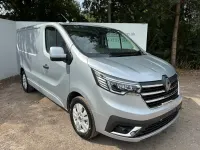 New Renault Trafic 2026 Highland grey 