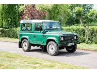 Used Land Rover Defender 120 HP (88 kW) 2005 Green Estate