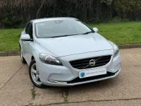 Begagnad Volvo V40 SE 2012 Blå Halvkombi
