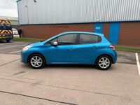 Used Peugeot 208 Active 82 HP (60 kW) 2013 Blue Hatchback