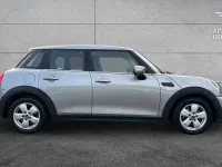 Used Mini Cooper Classic 134 HP (98 kW) 2023 Silver Hatchback