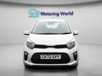 Second-hand Kia Picanto 66 CP (48 kW) 2023 Argintiu Hatchback