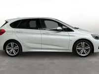 Begagnad BMW 225 M Sport 221 HK (162 kW) 2020 Vit Halvkombi