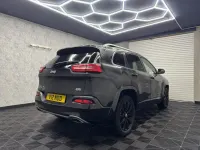 Used Jeep Cherokee Overland 200 HP (147 kW) 2017 Black SUV