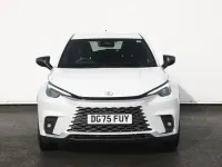 Used Lexus LBX 136 HP (100 kW) 2025 White SUV