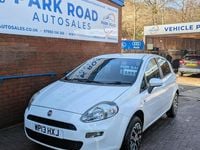 Used Fiat Punto Pop 69 HP (50 kW) 2013 White Hatchback