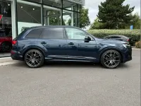 Used Audi SQ7 Comfort 500 HP (367 kW) 2025 Blue SUV