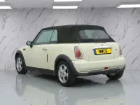 Used Mini ONE 90 HP (66 kW) 2008 White Hatchback