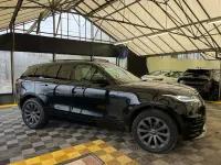 Second-hand Land Rover Range Rover Velar SE Dynamic 180 CP (132 kW) 2018 Negru SUV