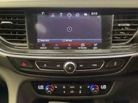 Used Vauxhall Insignia Elite 110 HP (80 kW) 2017 Summit white Estate