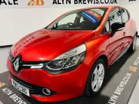 Używany Renault Clio IV Dynamique 75 KM (55 kW) 2013 Czerwony Hatchback