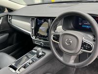 Used Volvo V90 Plus 350 HP (257 kW) 2025 Black Estate