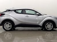 Used Toyota C-HR 122 HP (89 kW) 2022 Silver SUV