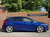 Used Ford Focus ST 185 HP (136 kW) 2018 Blue Hatchback