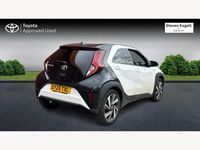 Used Toyota Aygo X 72 HP (52 kW) 2025 White SUV