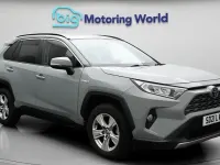 Usado Toyota RAV4 218 HP (160 kW) 2022 SUV