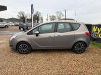 Used Vauxhall Meriva 2015 Brown MPV