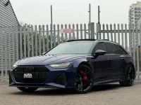 Begagnad Audi RS6 Comfort 2021 Blå Kombi