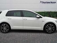 Used VW Golf VII R-line 150 HP (110 kW) 2019 White Hatchback