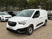 Begagnad Vauxhall Combo Sportive 100 HK (73 kW) 2020 Vit Minibuss