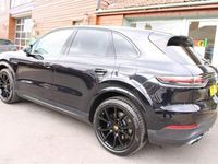 Used Porsche Cayenne 462 HP (339 kW) 2020 Black SUV
