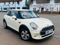Used Mini One D Hatch 95 HP (69 kW) 2017 White Hatchback