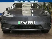 Begagnad Tesla Model Y Long Range AWD 282 kW (384 HK) 2022 Grå SUV