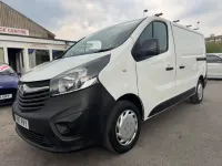Gebraucht Vauxhall Vivaro 2017 Weiß