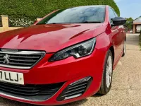 Used Peugeot 308 GT-line 2017 Red Hatchback
