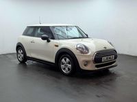 Used Mini ONE Hatch 102 HP (75 kW) 2015 White Hatchback