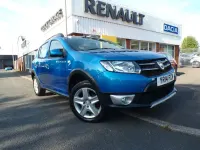 Used Dacia Sandero Lauréate 2014 Blue Hatchback