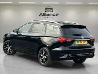 Used MG MG5 EV Trophy 114 kW (156 HP) 2022 Black Estate