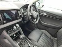 Used Skoda Karoq SE 148 HP (108 kW) 2019 Grey SUV