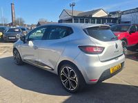 Used Renault Clio IV Dynamique 90 HP (66 kW) 2017 Silver Hatchback