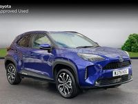 Used Toyota Yaris Hybrid Design 116 HP (85 kW) 2025 Juniper blue Estate