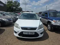 Used Ford Focus Zetec 136 HP (100 kW) 2009 White Hatchback