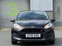 Used Ford Fiesta Zetec 95 HP (69 kW) 2015 Black Hatchback
