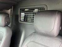 Używany Land Rover Defender HSE 300 KM (220 kW) 2021 Szary SUV