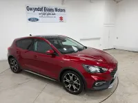 Used Ford Focus Active X 125 HP (91 kW) 2020 Red Hatchback
