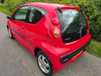 Used Peugeot 107 68 HP (50 kW) 2009 Red Hatchback