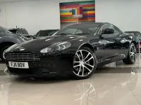 Begagnad Aston Martin DB9 470 HK (345 kW) 2011 Svart Sportkupé