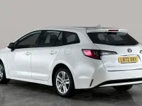 Used Toyota Corolla 140 HP (102 kW) 2022 White Estate