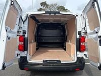 New Vauxhall Vivaro 143 HP (105 kW) 2025 White MPV