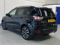 Second-hand Ford Kuga ST-Line 150 CP (110 kW) 2017 Negru SUV