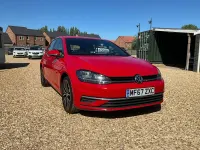 Used VW Golf VII SE 125 HP (91 kW) 2017 Red Hatchback