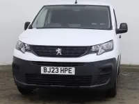 Used Peugeot Partner Premium 131 HP (96 kW) 2023 White MPV