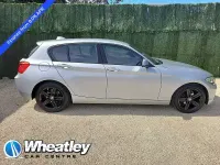 Begagnad BMW 118 Sport Line 2018 Silver Halvkombi